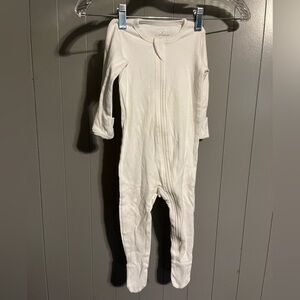 Owlivia 100% organic White footie